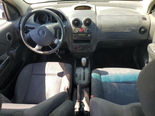 KL1TD66648B086825 - 2008 CHEVROLET AVEO BASE WHITE photo 8