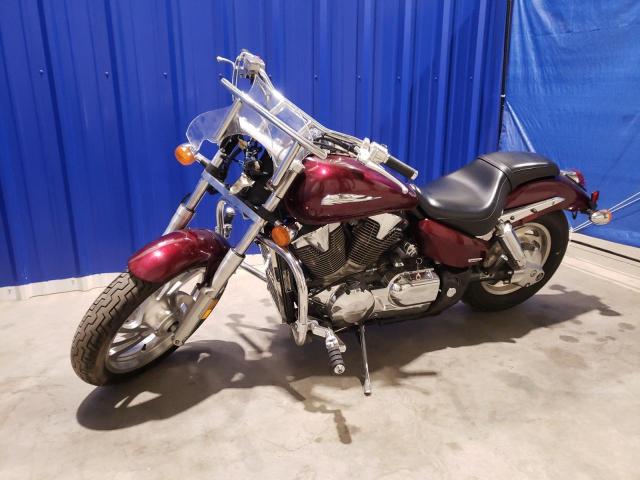 1HFSC55016A213960 - 2006 HONDA VTX1300 C RED photo 2