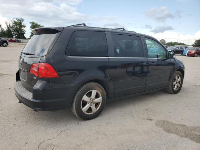 2V4RW3DG1BR802957 - 2011 VOLKSWAGEN ROUTAN SE Noir photo 3