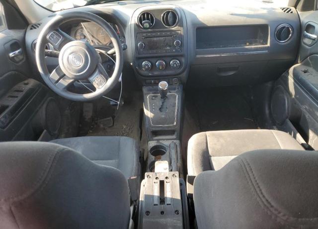 1C4NJRBB1ED908320 - 2014 JEEP PATRIOT SPORT ნაცრისფერი ფოტო 8