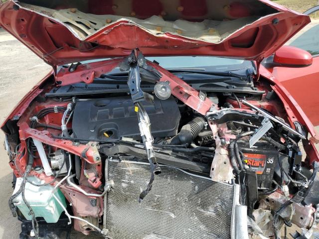 5YFBURHEXKP879548 - 2019 TOYOTA COROLLA L RED photo 11