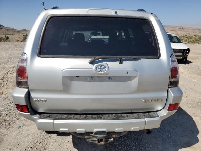 JTEBT17R550049918 - 2005 TOYOTA 4RUNNER LIMITED GRAY photo 6