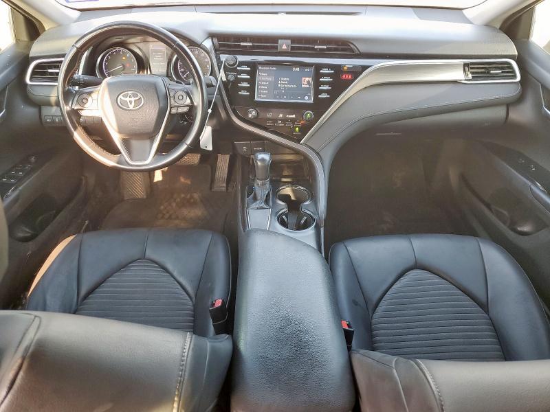 4T1B11HK9JU586608 - 2018 TOYOTA CAMRY L BLACK photo 8