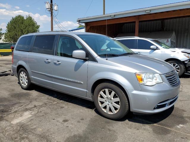 2C4RC1BG1FR565497 - 2015 CHRYSLER TOWN & COU TOURING SILVER photo 4