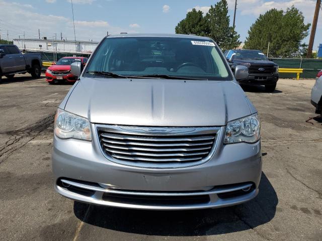 2C4RC1BG1FR565497 - 2015 CHRYSLER TOWN & COU TOURING SILVER photo 5