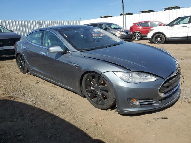 5YJSA1S11EFP33121 - 2014 TESLA MODEL S Մոխրագույն լուսանկար 4