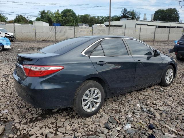 4T1BF1FK0HU793953 - 2017 TOYOTA CAMRY LE BLUE photo 3