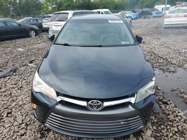 4T1BF1FK0HU793953 - 2017 TOYOTA CAMRY LE BLUE photo 5