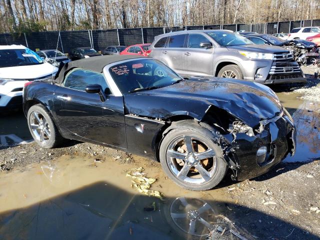 1G2MG35X88Y104208 - 2008 PONTIAC SOLSTICE GXP BLACK photo 4