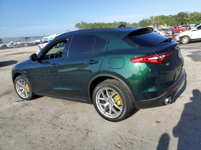 ZASFAKNN4J7C03044 - 2018 ALFA ROMEO STELVIO TI SPORT GREEN photo 2