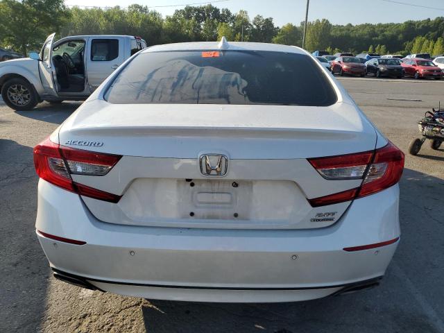 1HGCV2F99MA020538 - 2021 HONDA ACCORD TOURING WHITE photo 6