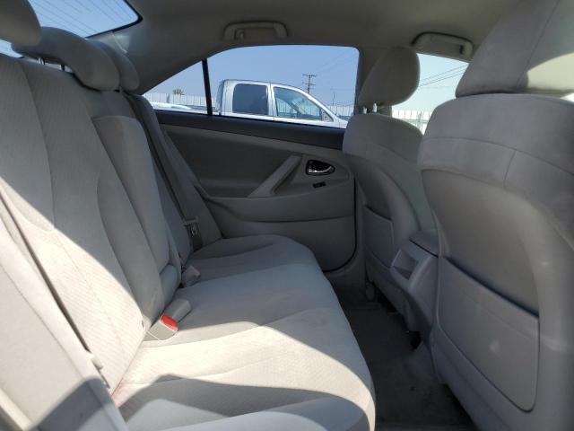 JTNBE46K673106600 - 2007 TOYOTA CAMRY CE SILVER photo 10