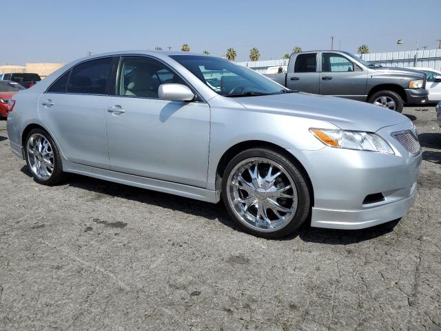 JTNBE46K673106600 - 2007 TOYOTA CAMRY CE SILVER photo 4