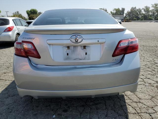 JTNBE46K673106600 - 2007 TOYOTA CAMRY CE SILVER photo 6