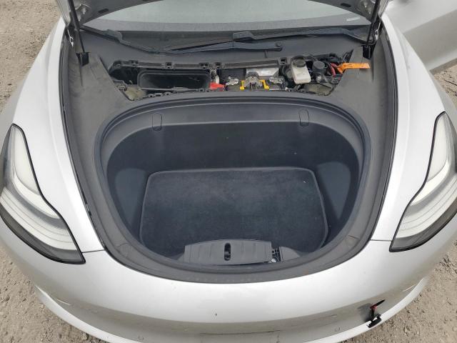 5YJ3E1EA9JF015301 - 2018 TESLA MODEL 3 SILVER photo 11