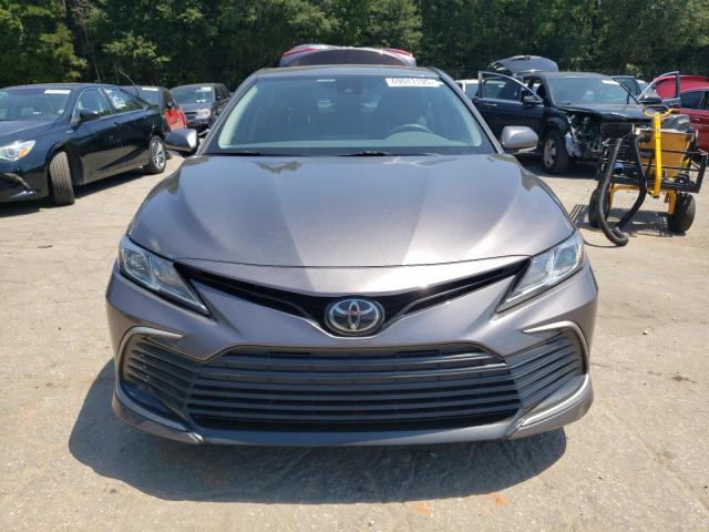 4T1R11AK5PU755251 - 2023 TOYOTA CAMRY LE ნაცრისფერი ფოტო 5