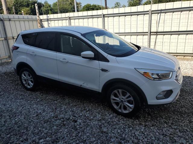 1FMCU0GD3HUE77354 - 2017 FORD ESCAPE SE WHITE photo 4