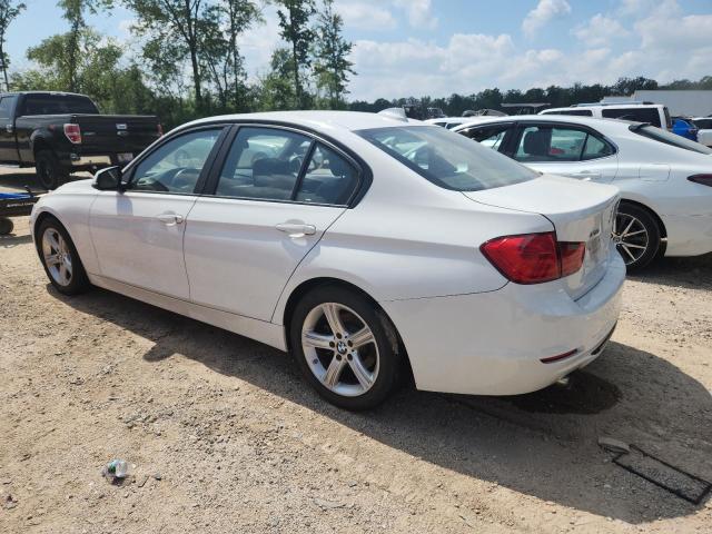 WBA3C3C51EPV90847 - 2014 BMW 320 I XDRIVE WHITE photo 2