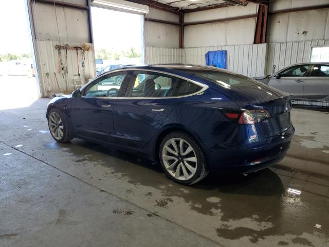 5YJ3E1EB7JF116054 - 2018 TESLA MODEL 3 Azul foto 2