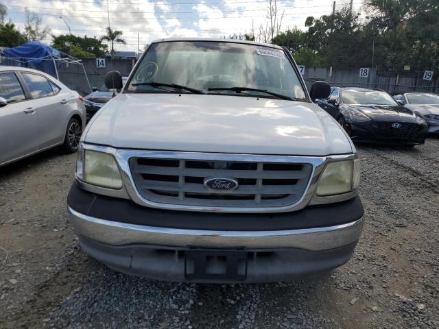 1FTRF17W52NA27187 - 2002 FORD F150 WHITE photo 5