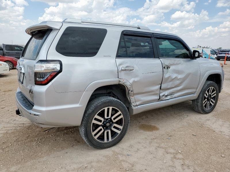 JTEBU5JRXG5342751 - 2016 TOYOTA 4RUNNER SR5/SR5 PREMIUM SILVER photo 3