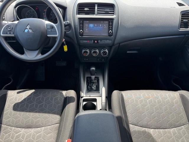 JA4AR3AU1LU031262 - 2020 MITSUBISHI OUTLANDER SPORT ES Сріблястий фото 8