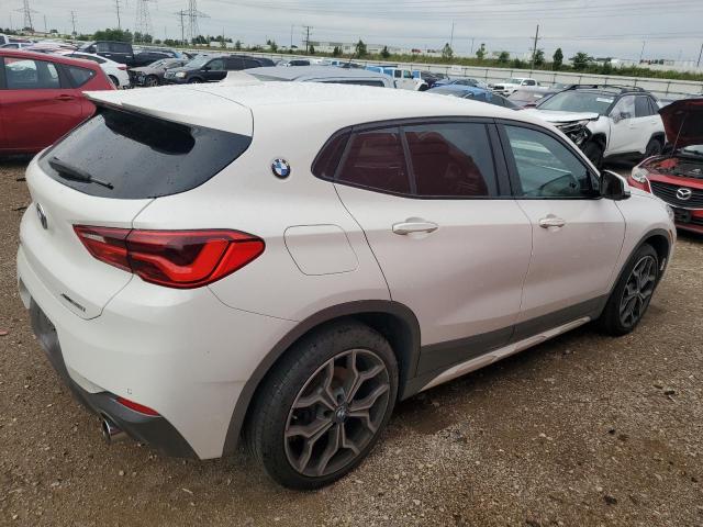 WBXYJ5C38JEF74505 - 2018 BMW X2 XDRIVE28I WHITE photo 3