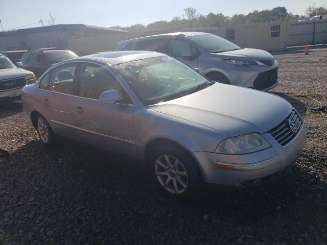 WVWPD63B84E222782 - 2004 VOLKSWAGEN PASSAT GLS BLUE photo 4