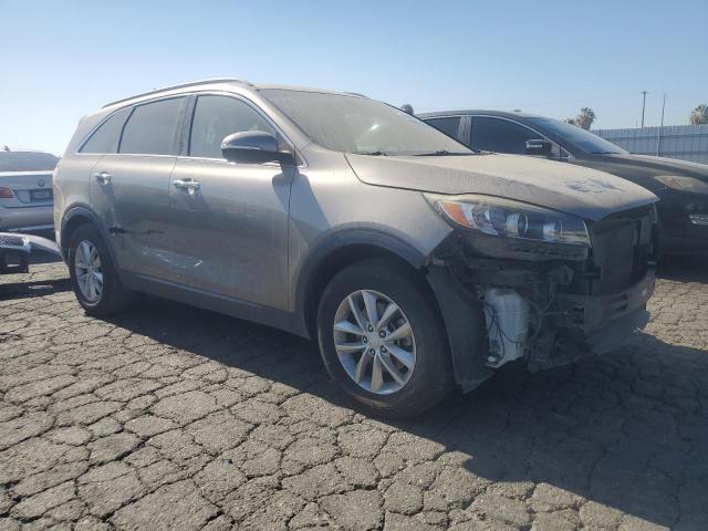 5XYPG4A53HG220153 - 2017 KIA SORENTO LX GRAY photo 4