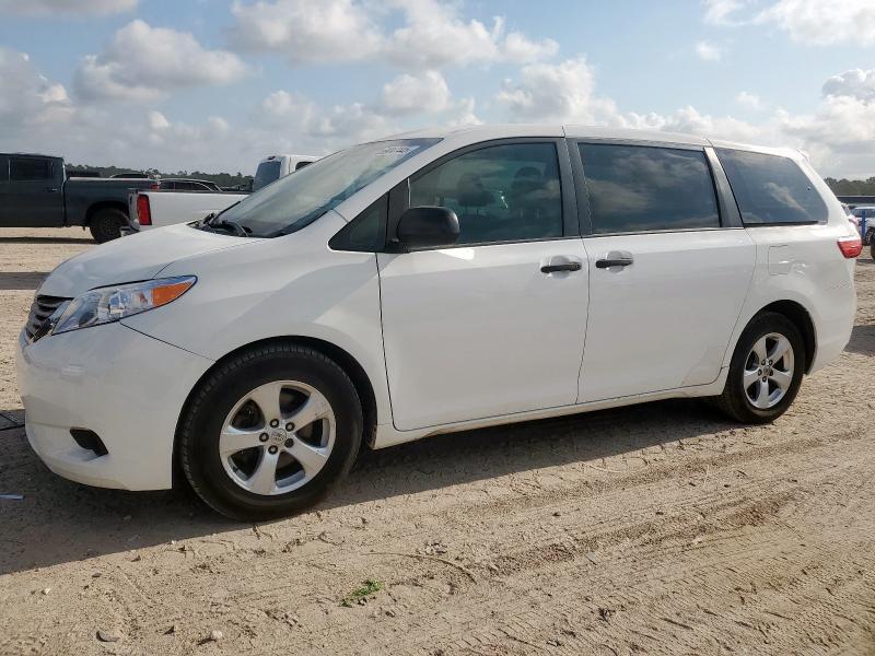 2017 TOYOTA SIENNA, 