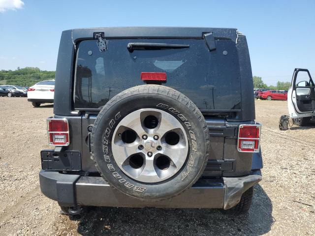 1C4BJWEG5HL511373 - 2017 JEEP WRANGLER U SAHARA CHARCOAL photo 6