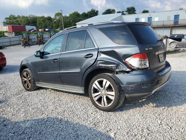 4JGBB8GB2AA607727 - 2010 MERCEDES-BENZ ML 350 4MATIC GRAY photo 2