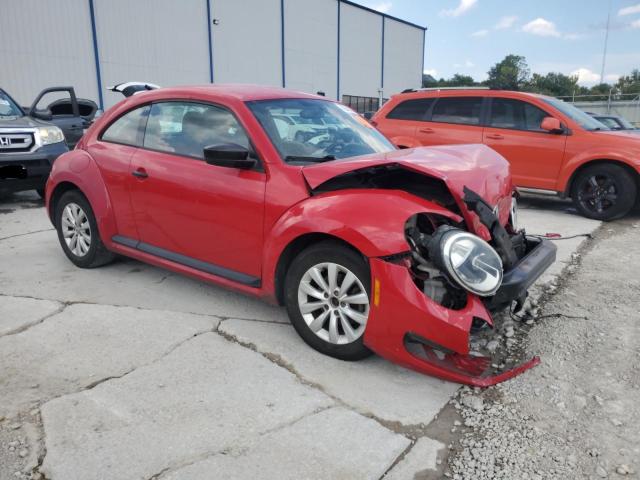 3VWFP7AT0DM633248 - 2013 VOLKSWAGEN BEETLE RED photo 4