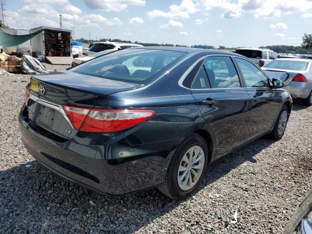 4T1BF1FK3HU376536 - 2017 TOYOTA CAMRY LE BLUE photo 3