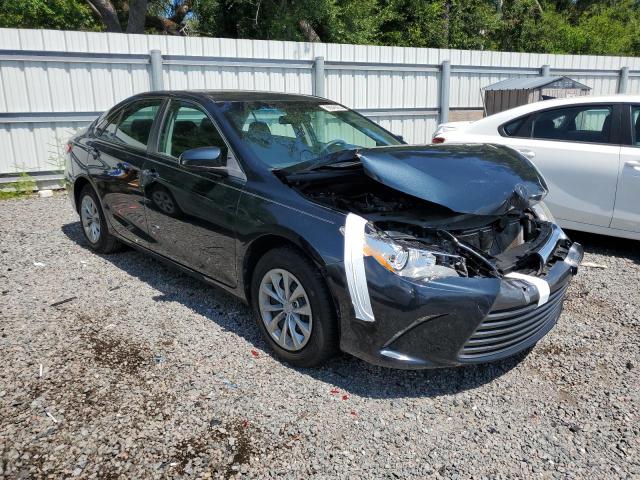 4T1BF1FK3HU376536 - 2017 TOYOTA CAMRY LE BLUE photo 4