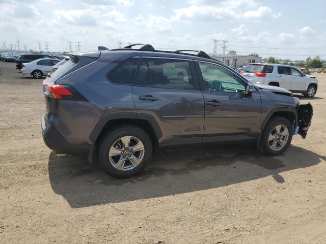 2T3P1RFV5RC437490 - 2024 TOYOTA RAV4 XLE GRAY photo 3