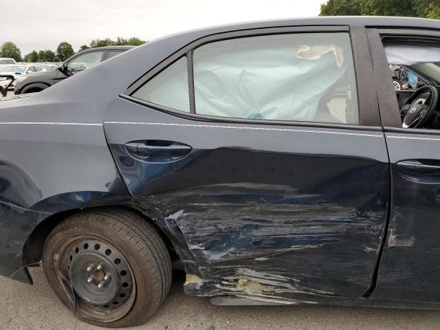 2T1BURHE8JC009957 - 2018 TOYOTA COROLLA L Niebieski zdjęcie 10