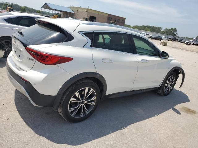SJKCH5CR1HA034870 - 2017 INFINITI QX30 BASE Սպիտակ լուսանկար 3