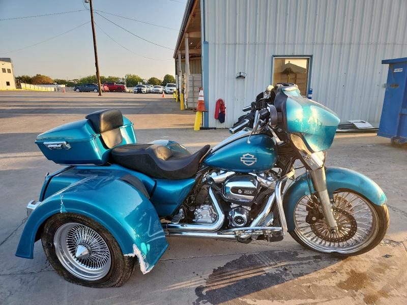 2019 HARLEY-DAVIDSON FLHX, 