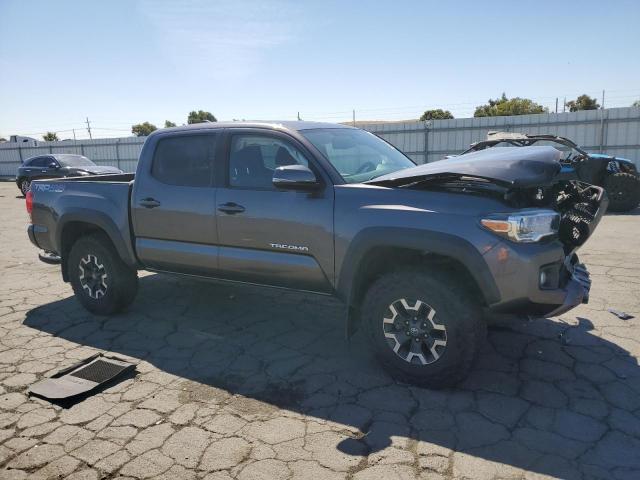 5TFCZ5AN7HX106877 - 2017 TOYOTA TACOMA DOUBLE CAB CHARCOAL photo 4