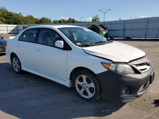2T1BU4EE1BC707335 - 2011 TOYOTA COROLLA BASE თეთრი ფოტო 4