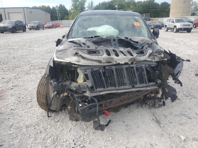 1J4RR4GTXBC500165 - 2011 JEEP GRAND CHER LAREDO أسود صورة 5