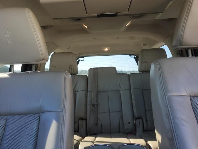 5LMJJ2J56AEJ06649 - 2010 LINCOLN NAVIGATOR ვერცხლისფერი ფოტო 10