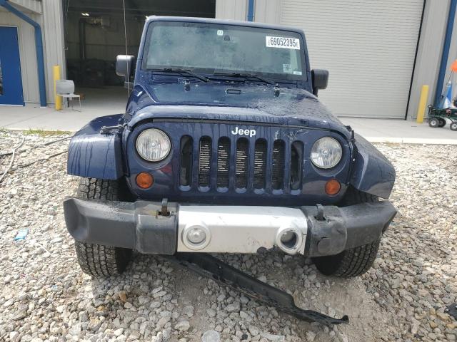 1C4HJWEG7DL531483 - 2013 JEEP WRANGLER U SAHARA ლურჯი ფოტო 5