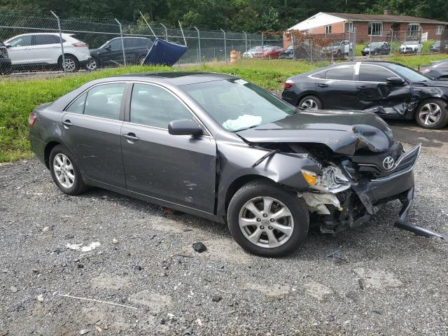 4T4BF3EK3BR102859 - 2011 TOYOTA CAMRY BASE 灰色 照片 4