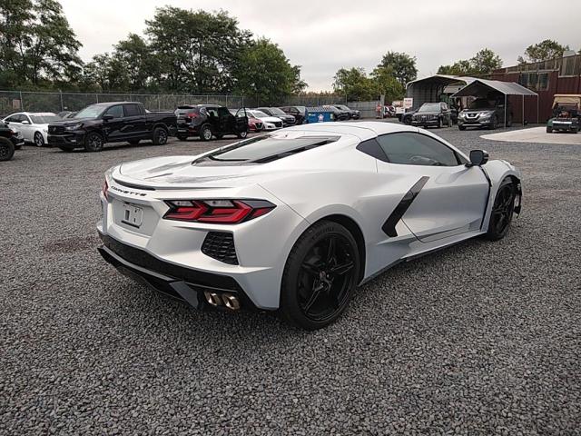 1G1YB2D48M5104162 - 2021 CHEVROLET CORVETTE STINGRAY 2LT SILVER photo 3