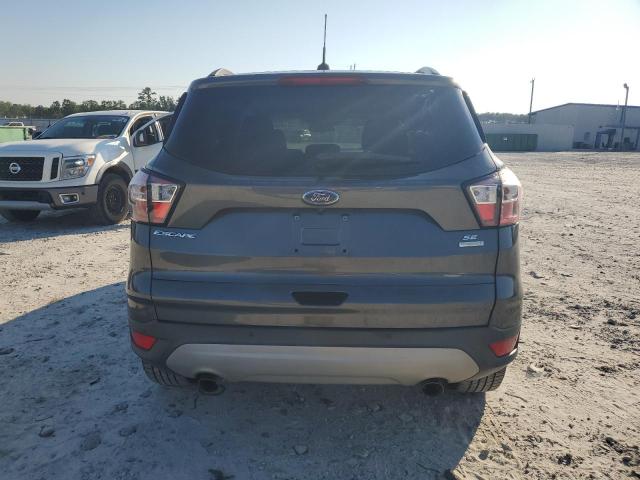 1FMCU0GD4JUC20323 - 2018 FORD ESCAPE SE GRAY photo 6