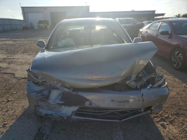 4T1BE32K45U994853 - 2005 TOYOTA CAMRY LE GRAY photo 5