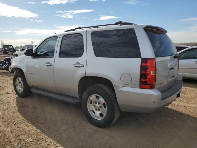 1GNSKAE00BR306915 - 2011 CHEVROLET TAHOE K1500 LS SILVER photo 2