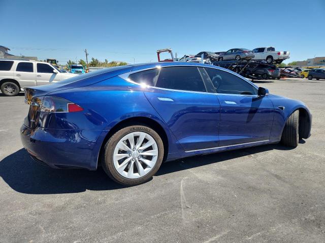 5YJSA1E2XHF190943 - 2017 TESLA MODEL S BLUE photo 3